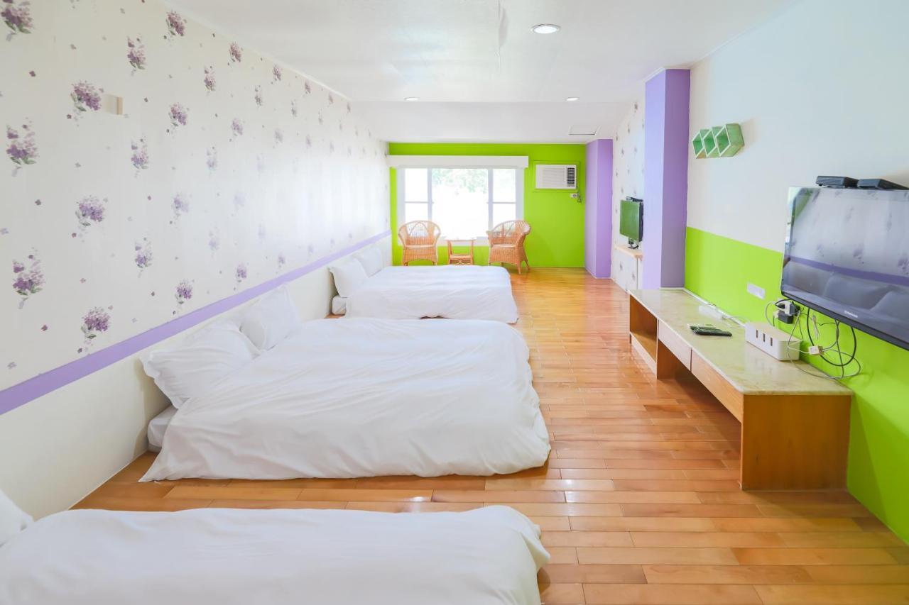 Hotel 墾丁戀戀星辰湖畔莊園 星辰館 à Longshui Extérieur photo